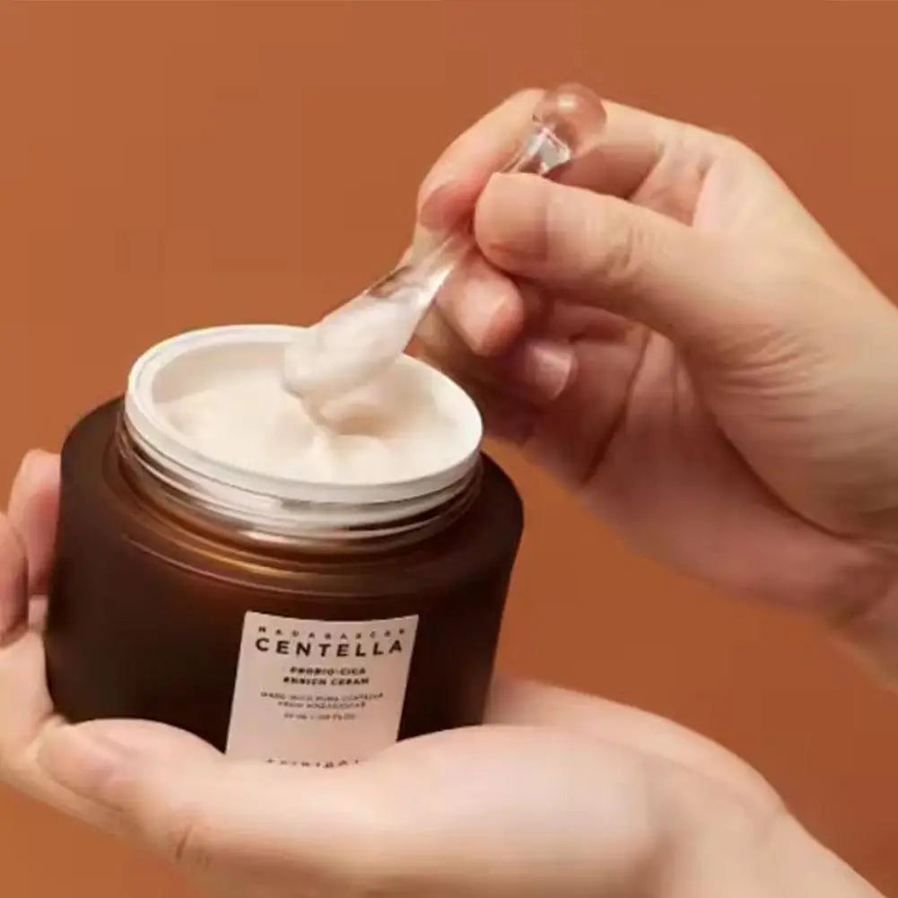 Crème Enrichie Centella de Madagascar – SKIN1004 (50ml)